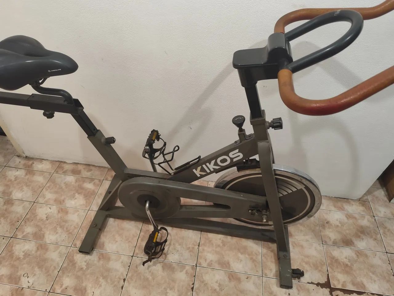 Bicicleta Ergométrica Spinning Kikos 16kg - Foto 3