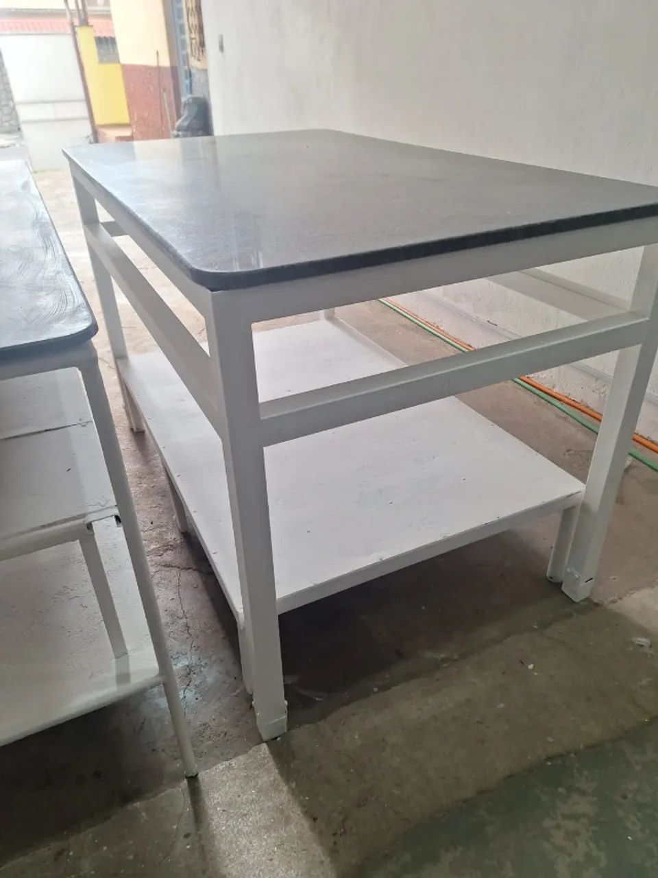 Mesa para serviços - Foto 3