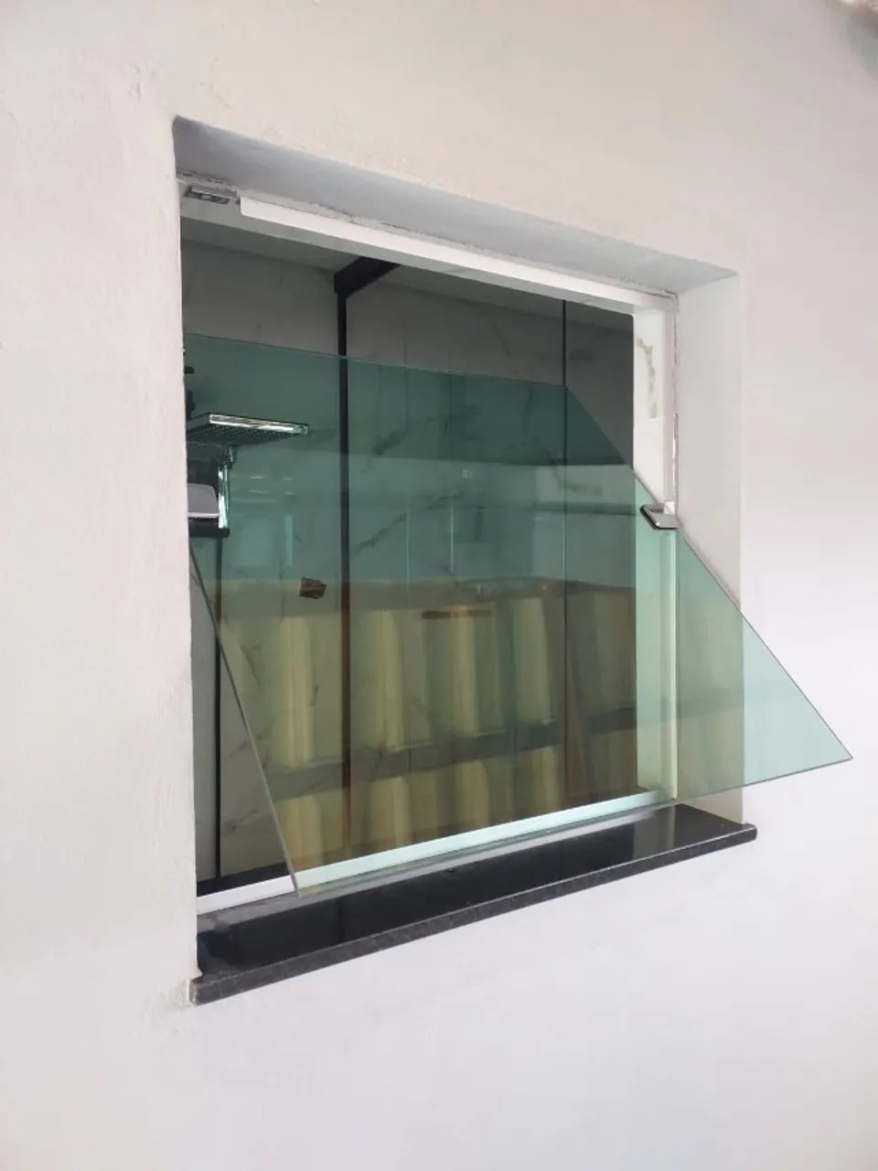 Blindex basculante 80x80