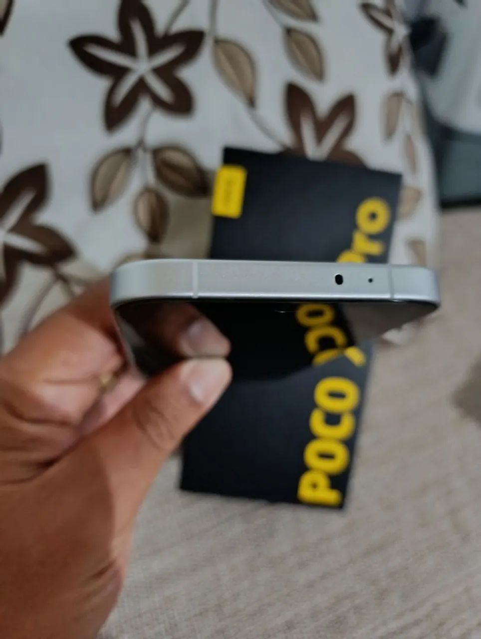 Poco x8 pro 512 GB 12 de Ram  - Foto 4