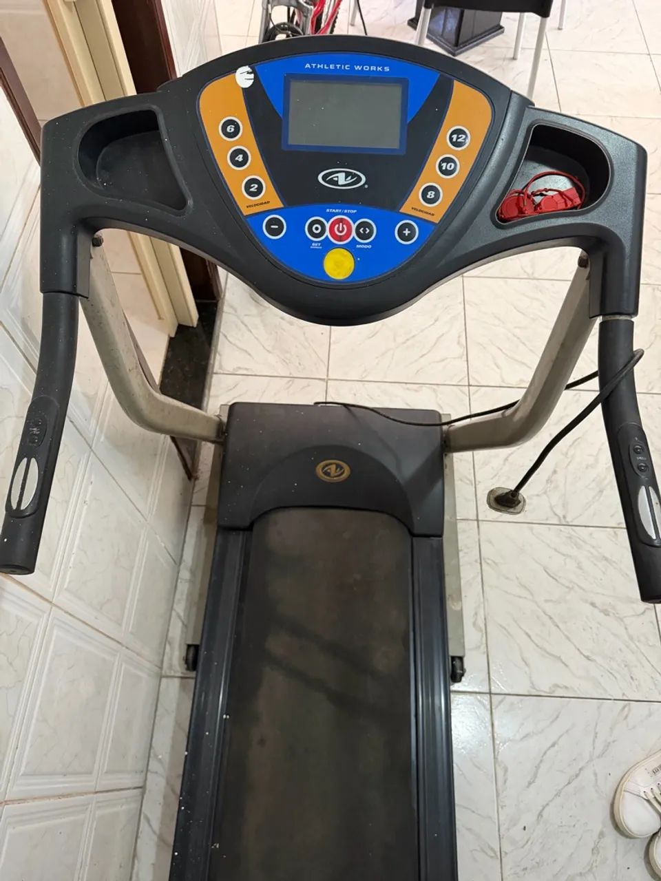 Vende-se esteira ergonometrica  - Foto 2