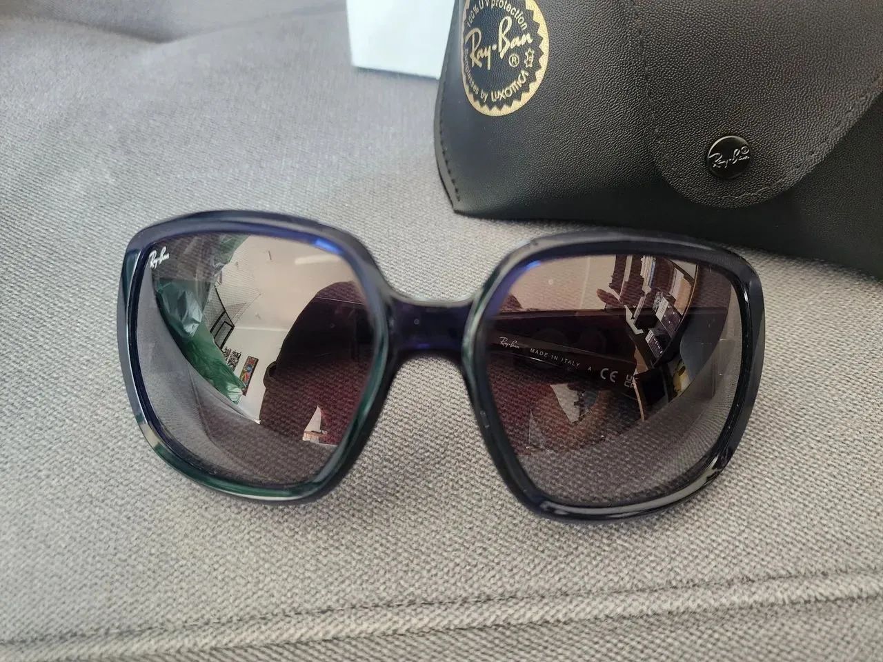 Ray-ban feminino impecável original seminovo impecável 
