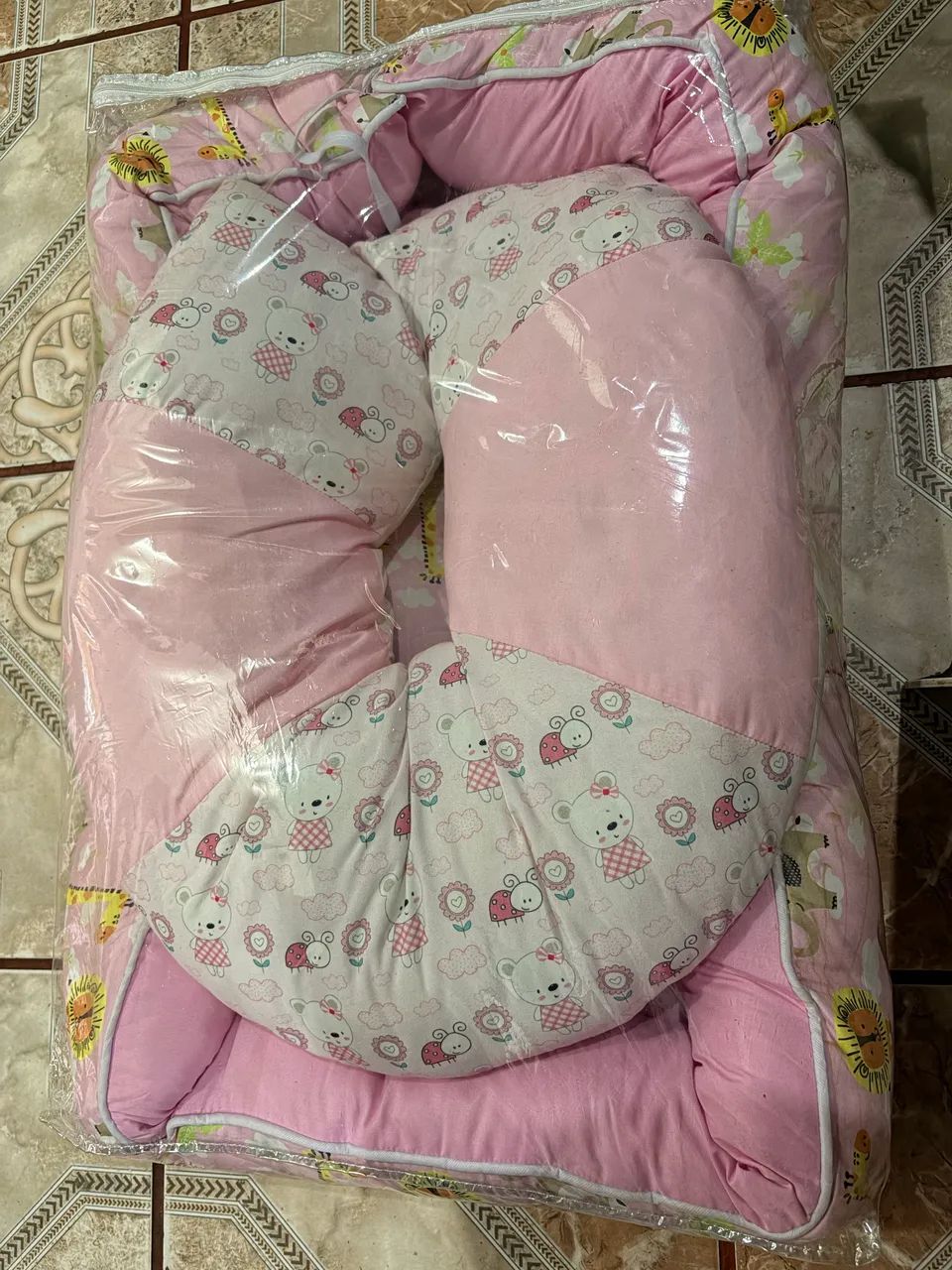 Kit ninho e almofada rosa