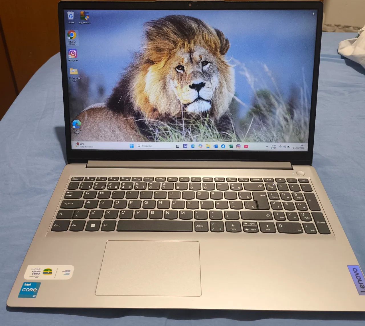 NOTEBOOK LENOVO CORE i3