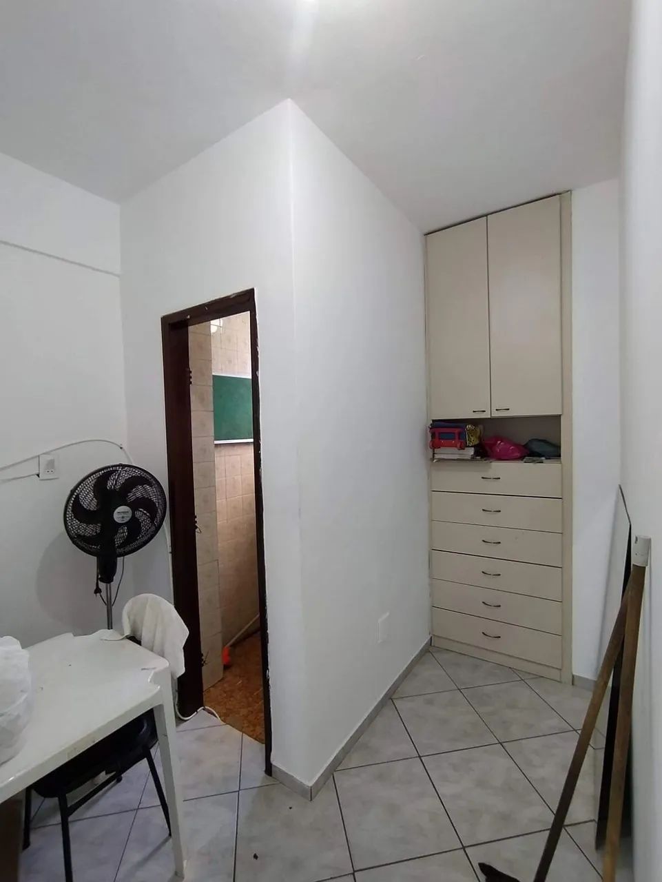 Sala Comercial à Venda no Centro de Divinópolis por R$ 80.000 - Foto 4
