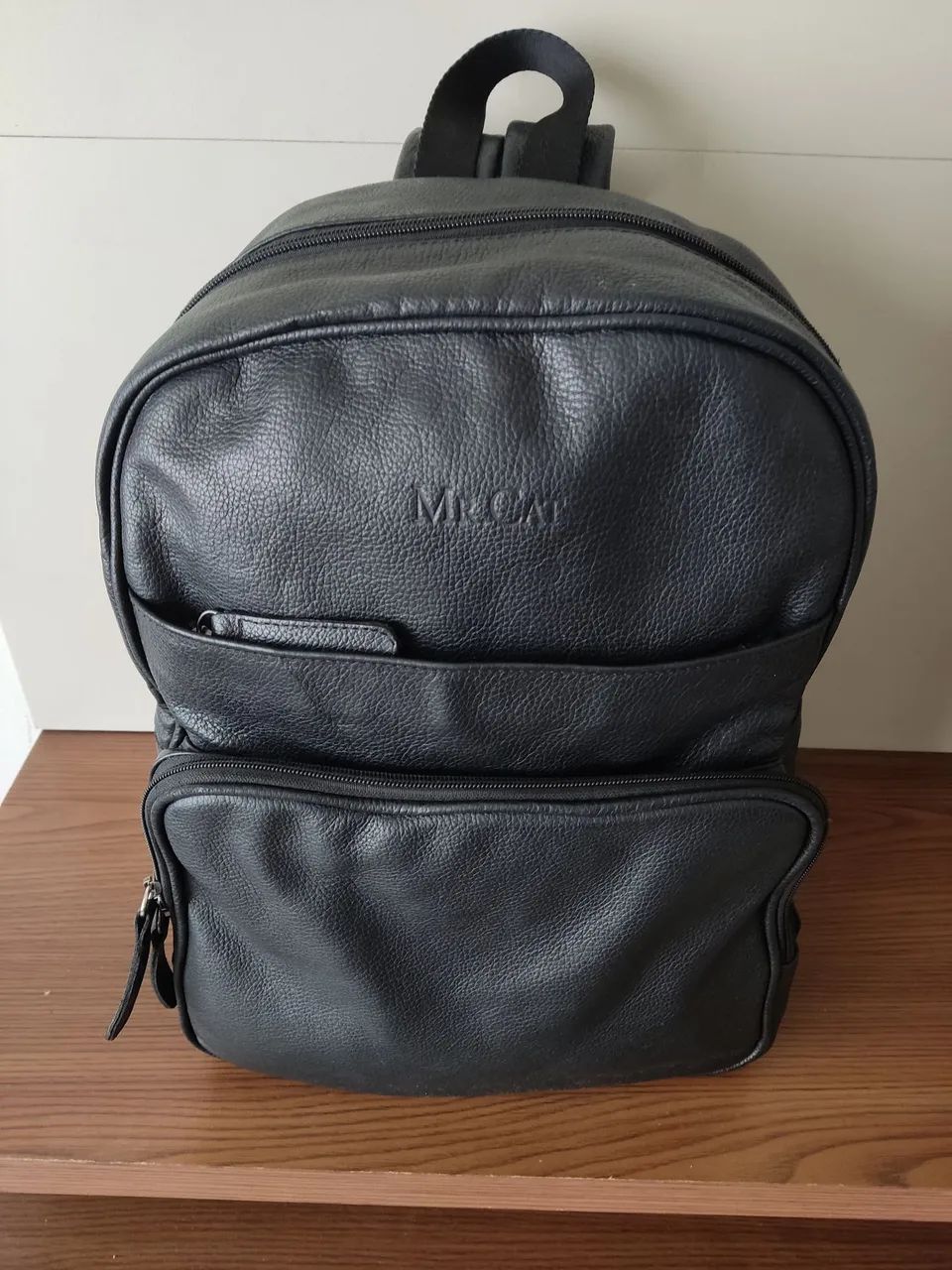 Mochila notebook couro Mr Cat original preta 