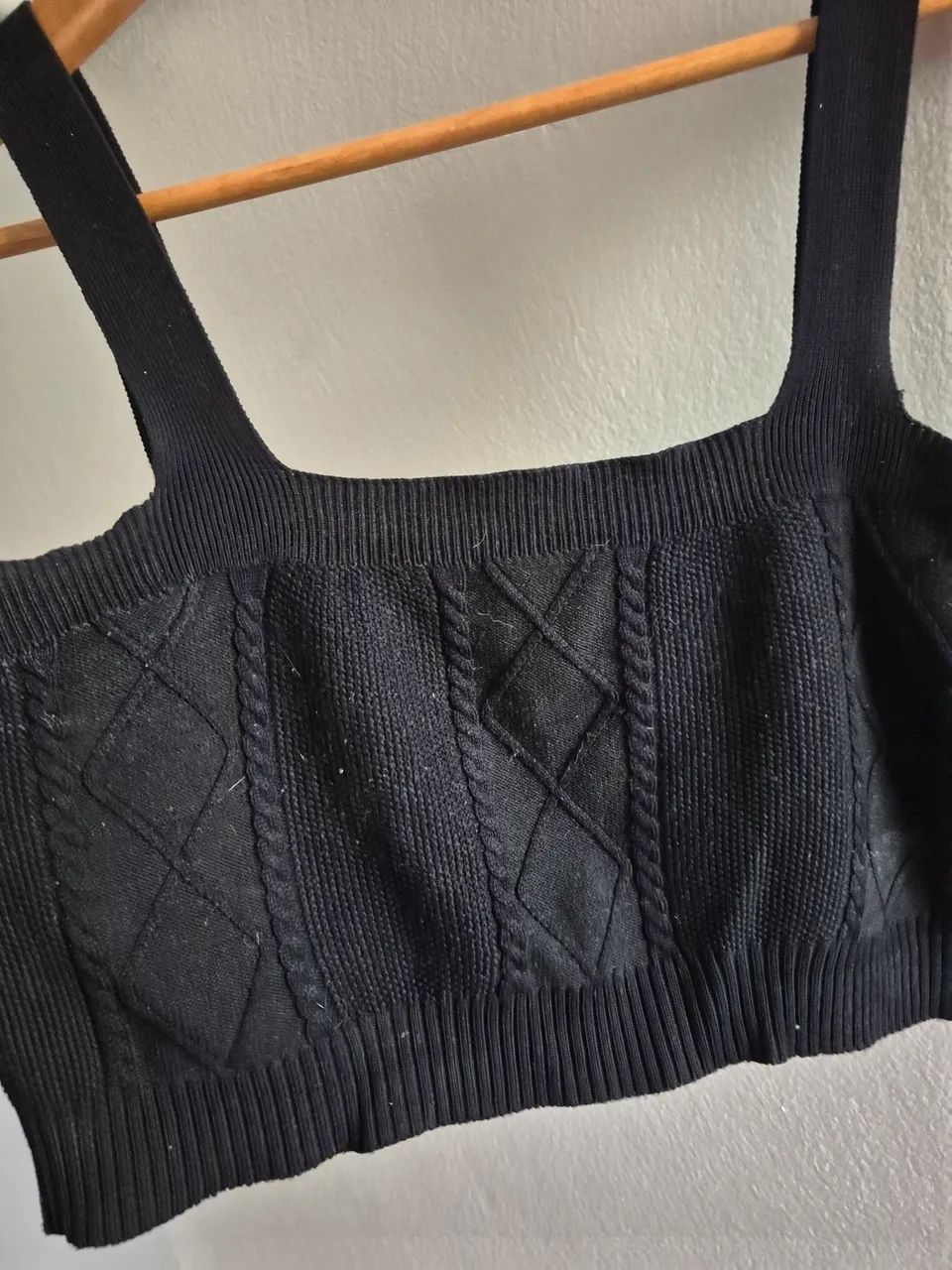 Cropped preto de linha Renner G