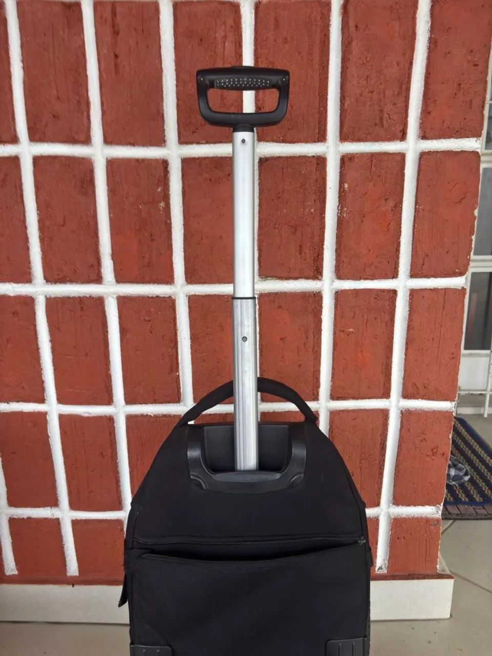 Mochila Executiva HP para Notebook com Rodinhas e Carrinho - Foto 3