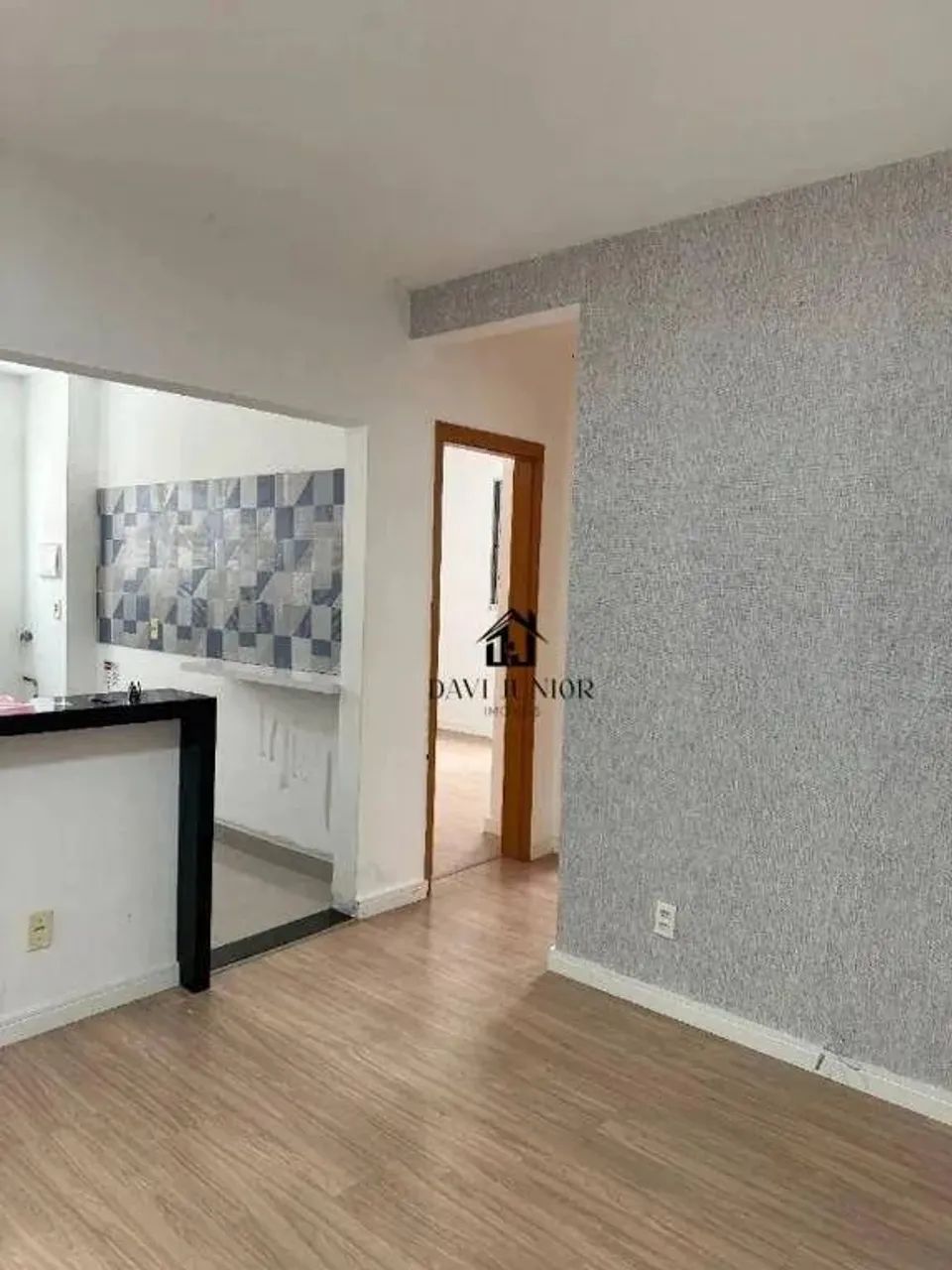 Apartamento com 2 dormitórios à venda, 52 m² por R$ 299.000 - Jardim São Carlos - Sorocaba