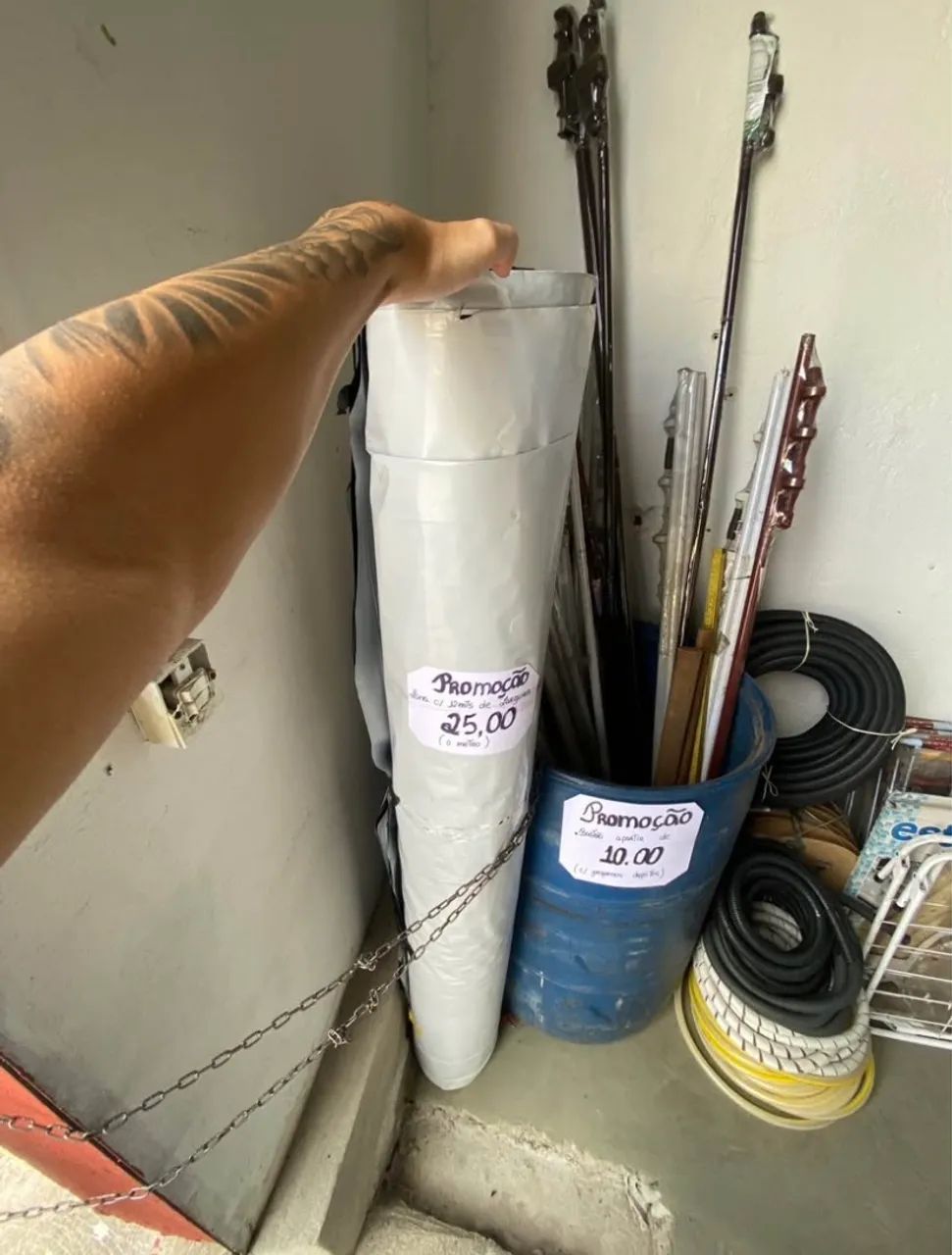 Lona reforçada no metro com 12 de largura 