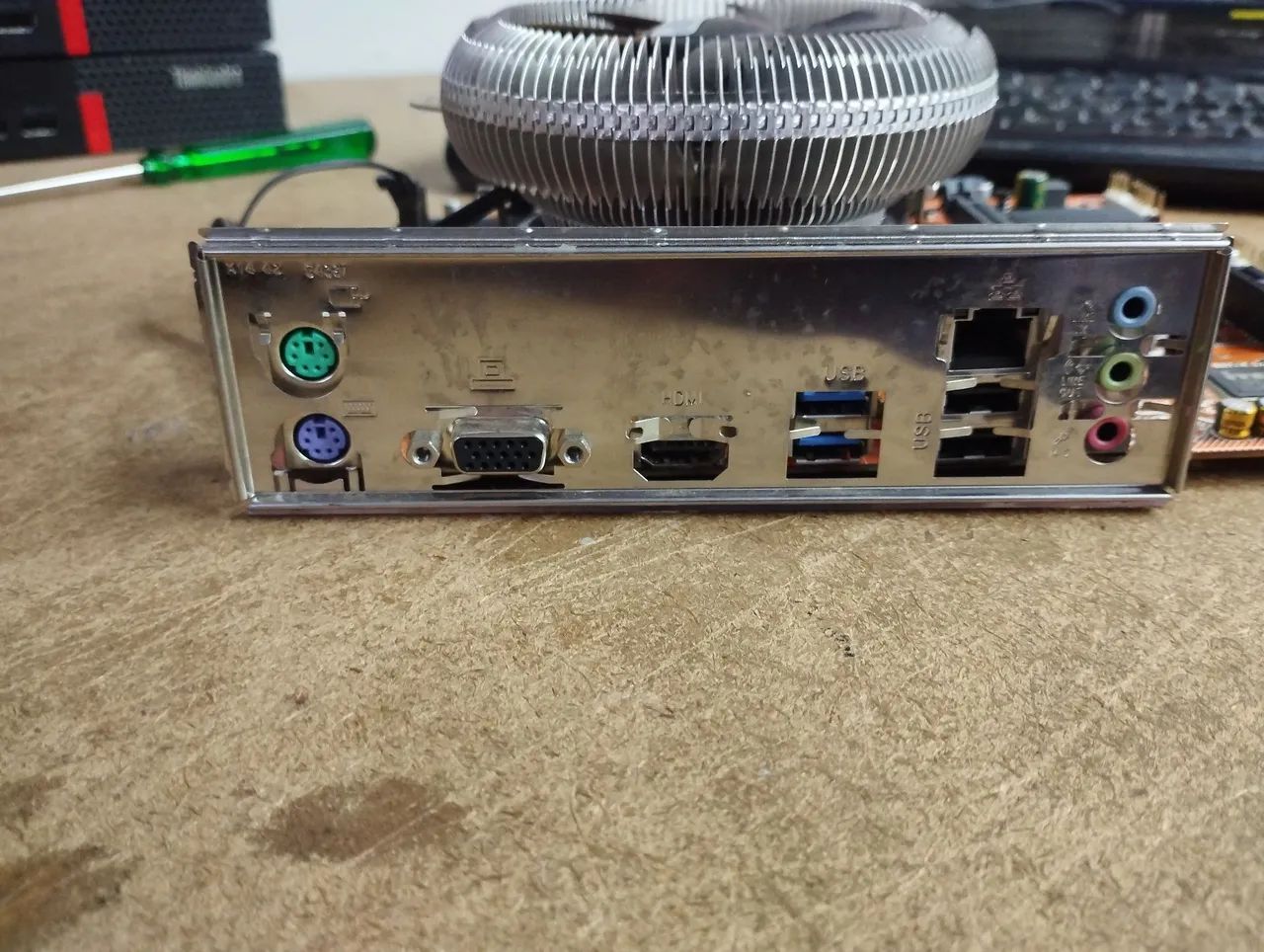 Placa mãe, processador i3 sétima geração  - Foto 2
