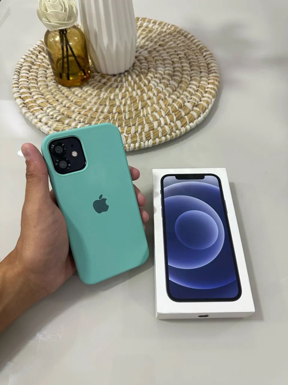 vendo iphone 12 preto com caixa - Foto 5