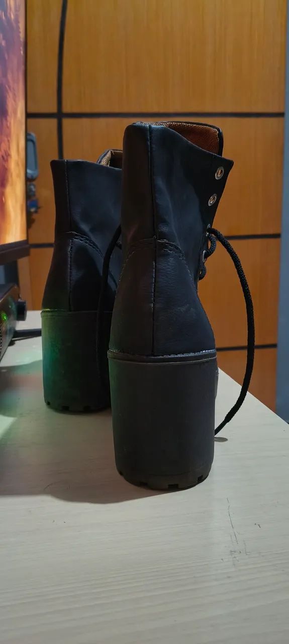 Bota cano médio  - Foto 3