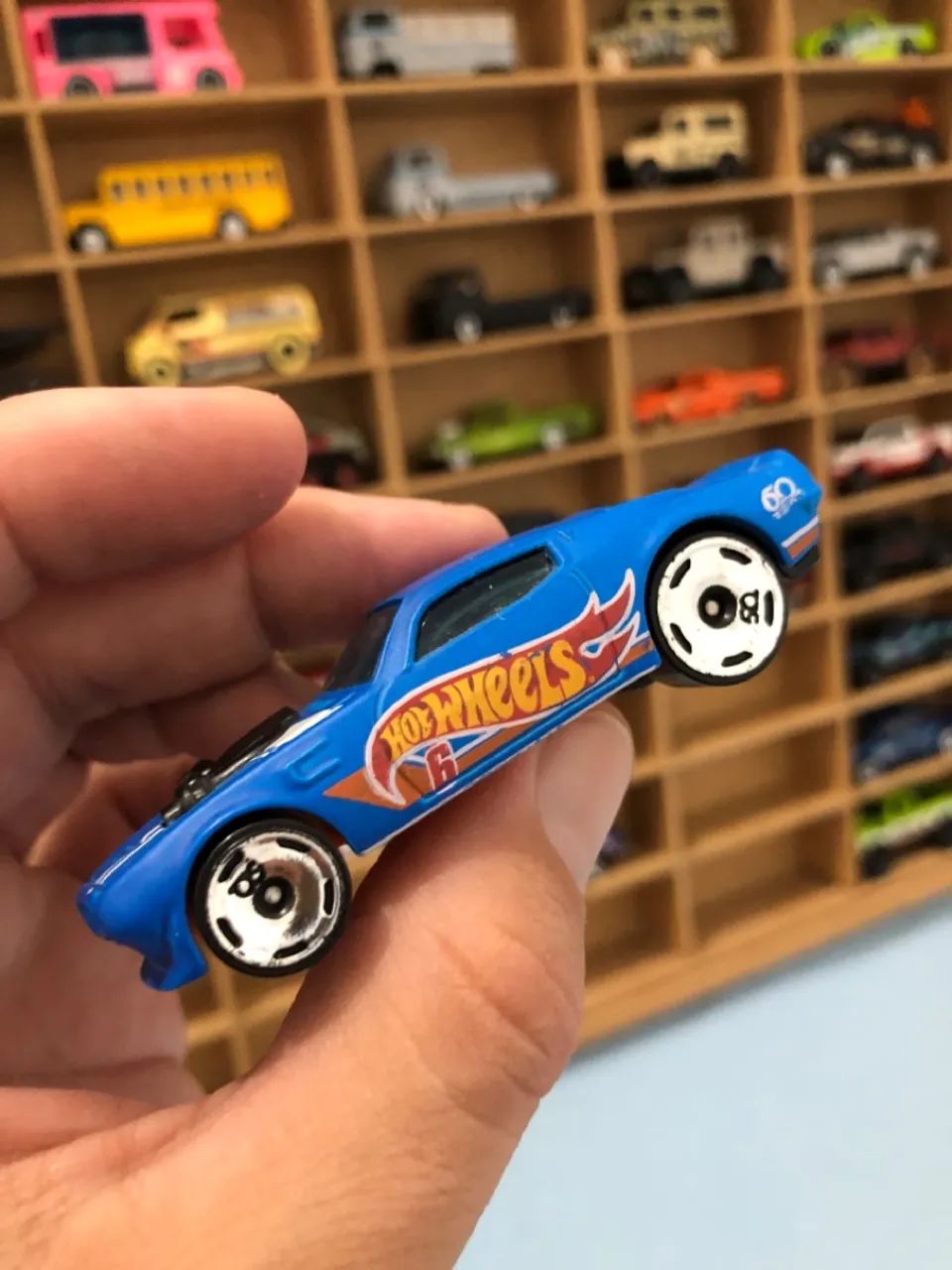 Hot wheels  30 reais cada 