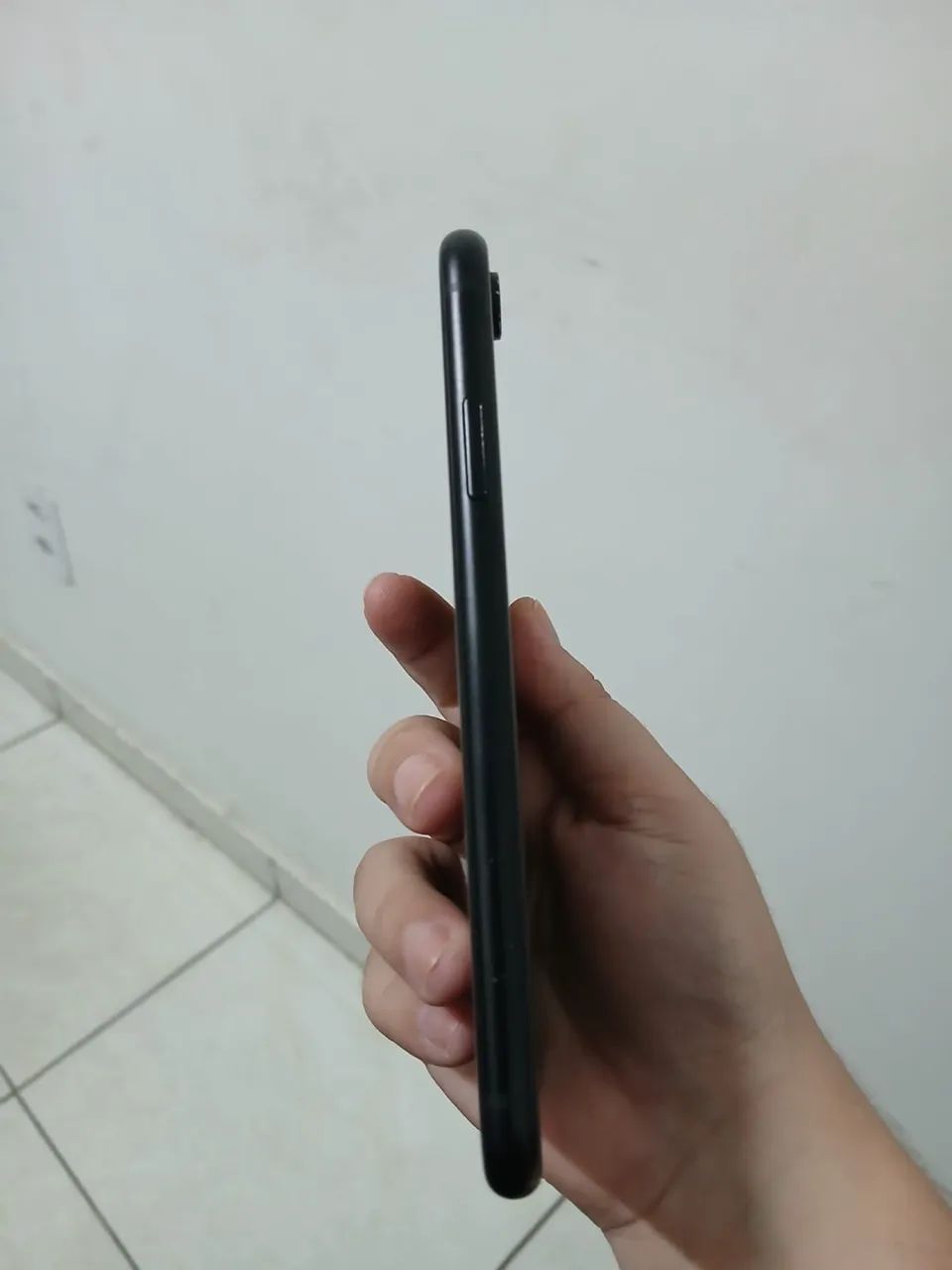 IPHONE XR EM ÓTIMO ESTADO  - Foto 4
