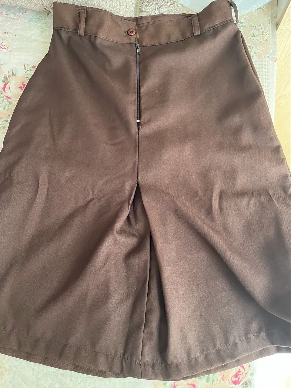 Saia marrom (sem short, 3º uniforme)