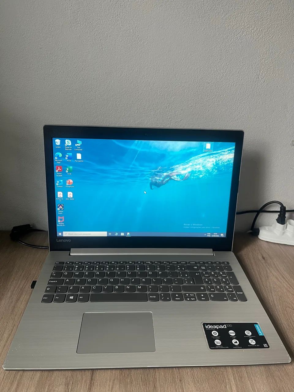 Notebook Ideaped 330, de BARBADA 