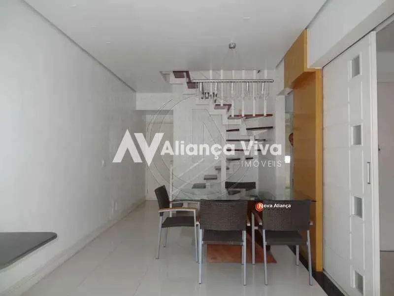 Humaitá | Cobertura 3 quartos, sendo 2 suites