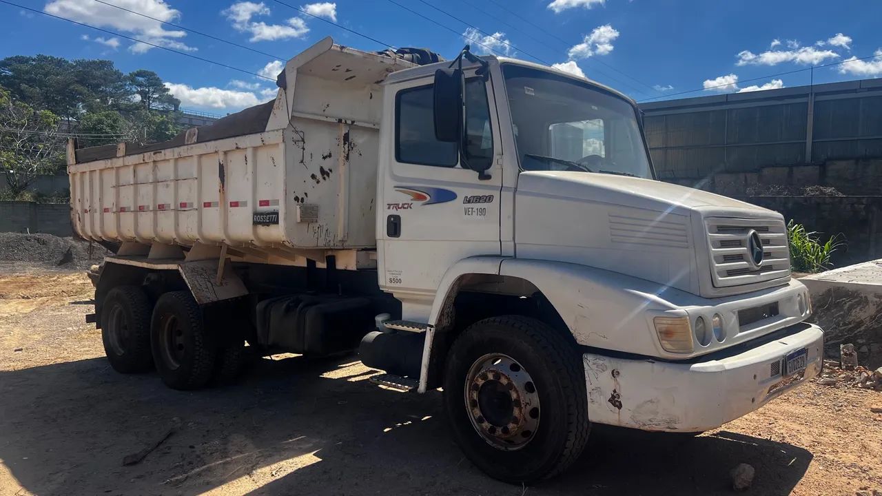 MB 1620 Truck 