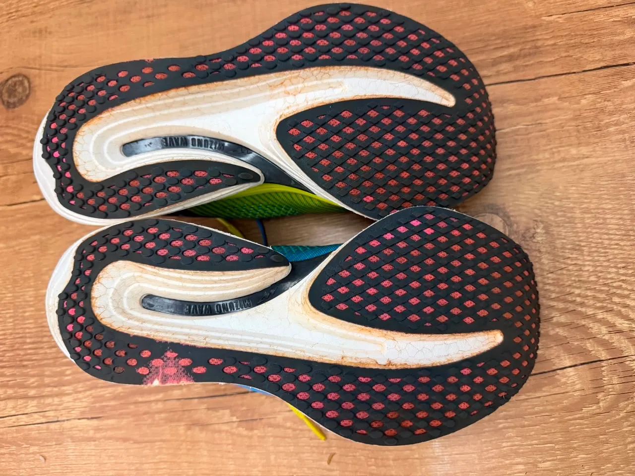 Tênis Mizuno Rebellion pró - Foto 4