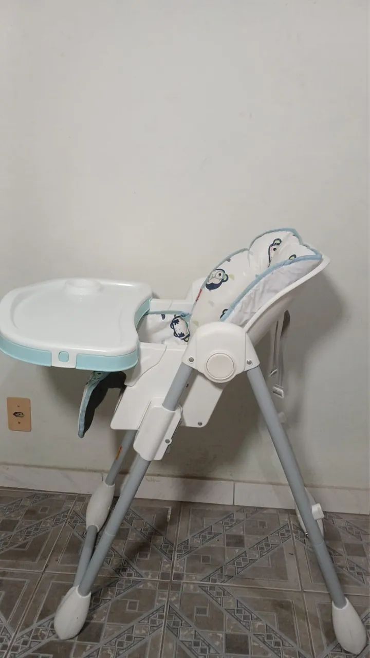 CADEIRINHA DE ALIMENTAÇÃO 