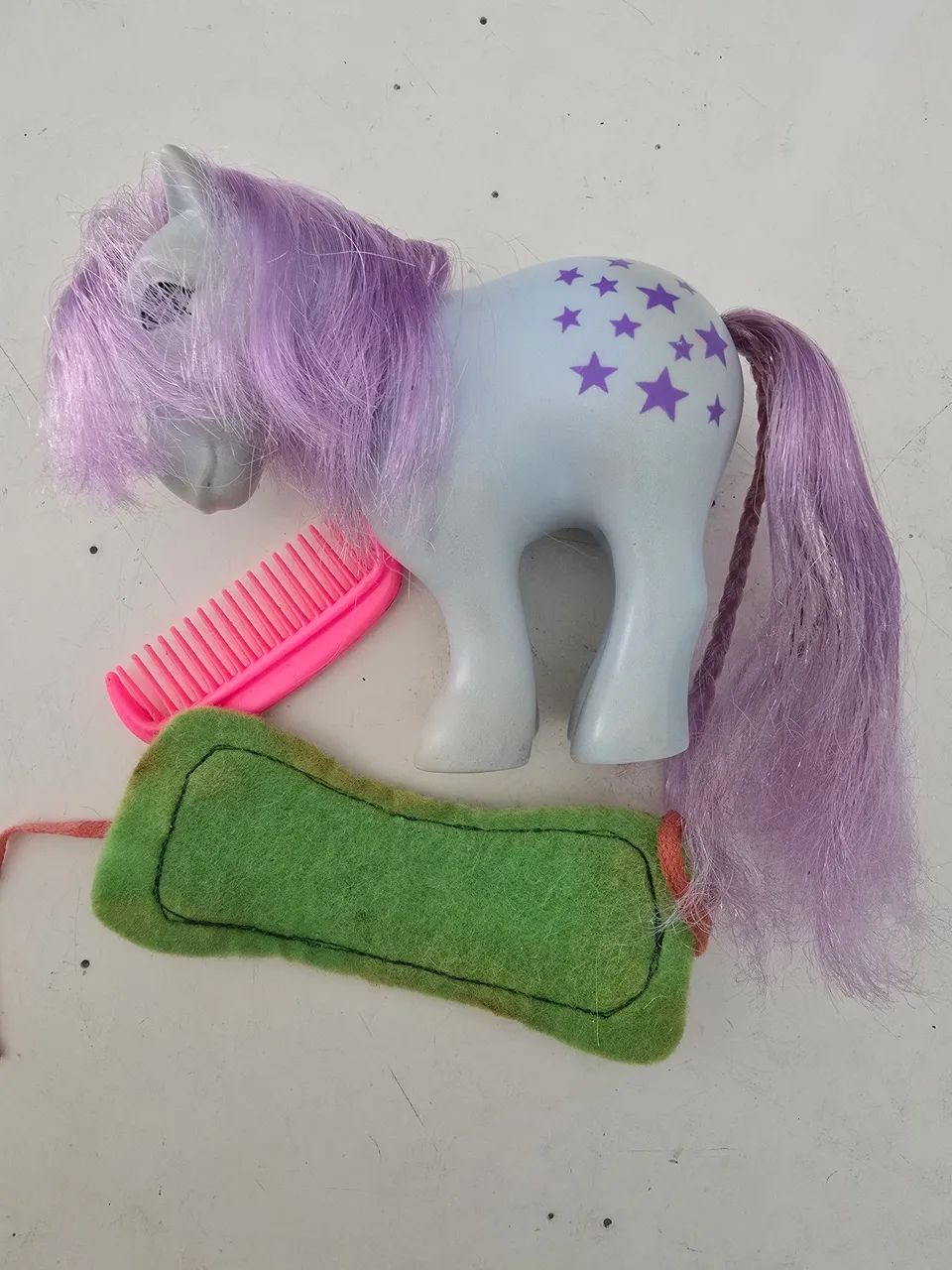 Meu querido poney antigo com dois acessórios  - Foto 4