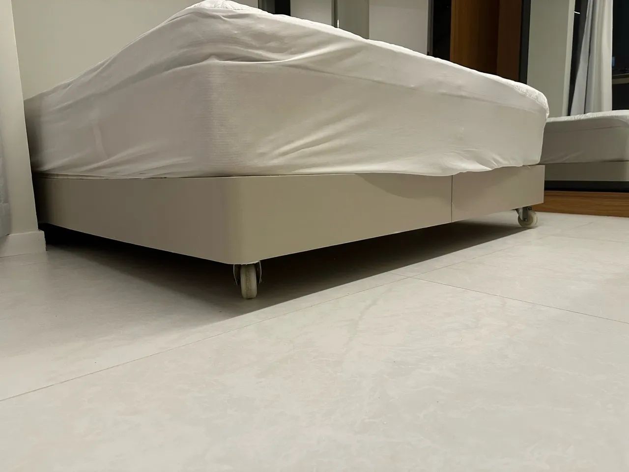 Cama Queen: box + colchão  - Foto 2