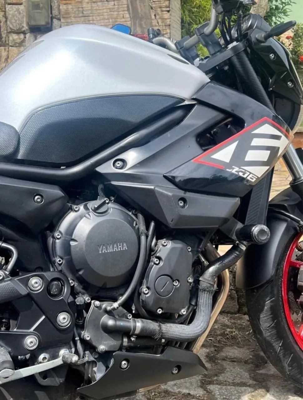 XJ6 2015 - Foto 2