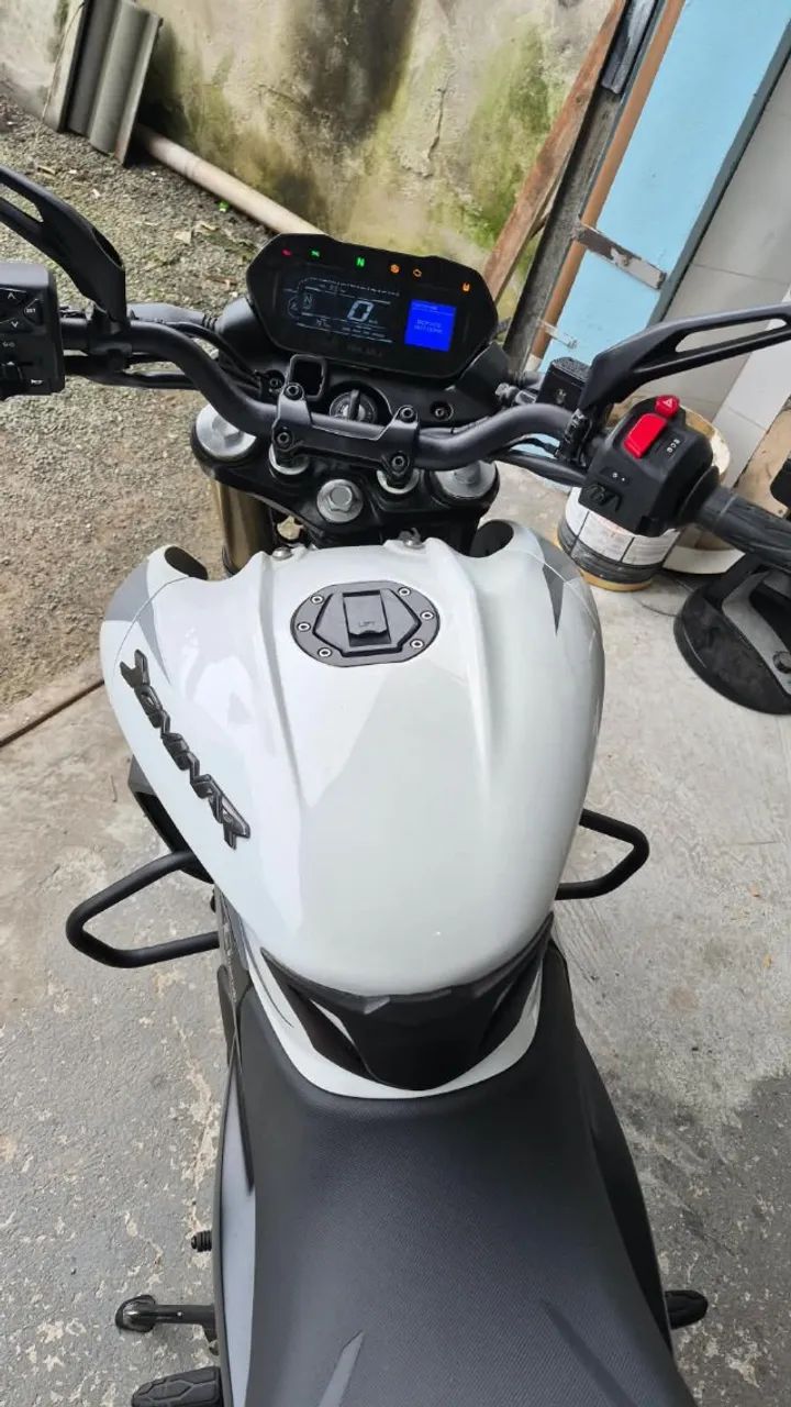 Bajaj Dominar 400cc 2025/2026  - Foto 3