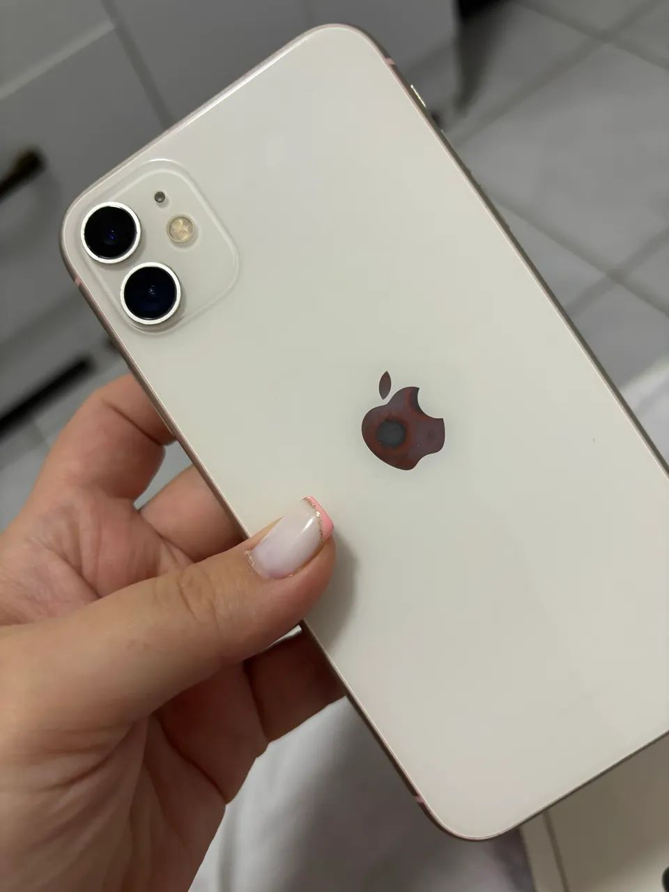 iPhone 11 branco, sem Face ID, 70% 64 Gb - Foto 3