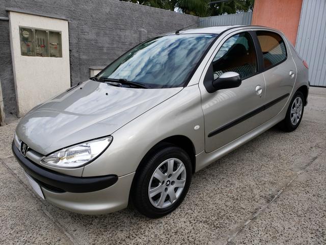 Peugeot 206 1.4 Presence Ano 2008