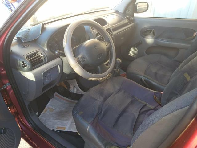 Renault Clio 1.6 8V