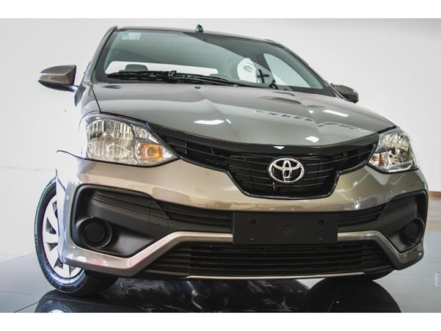 TOYOTA ETIOS 1.5 X SEDAN 16V FLEX 4P 2019 - Foto 2