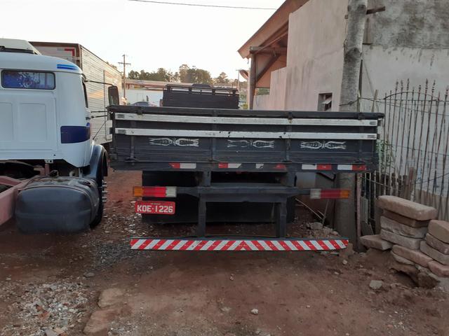 MB 1618 Truck Graneleiro Reduzido - Foto 3