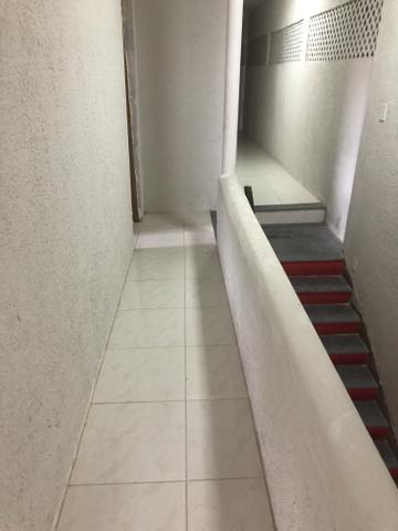 Alugam-se salas comerciais no centro - Foto 7
