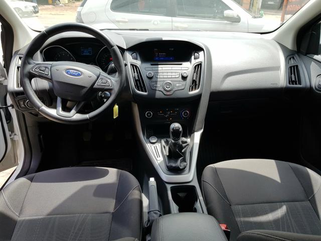 Ford Focus HT 1.6 SE 2016 - Foto 6