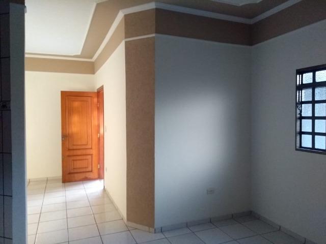 Próxima Av. Duque de Caxias Linda Casa com quintal amplo - Foto 4
