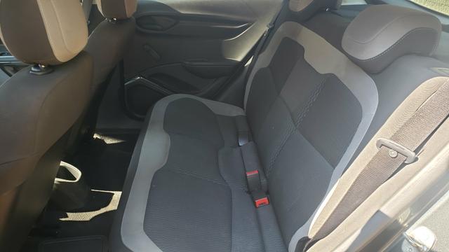 Ônix Lt 2016 - Foto 5