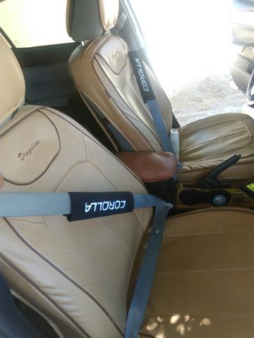 Vendo ou troco em carro de valor ate 30 mil,este corolla gli 2018 com acessorios do xei - Foto 19