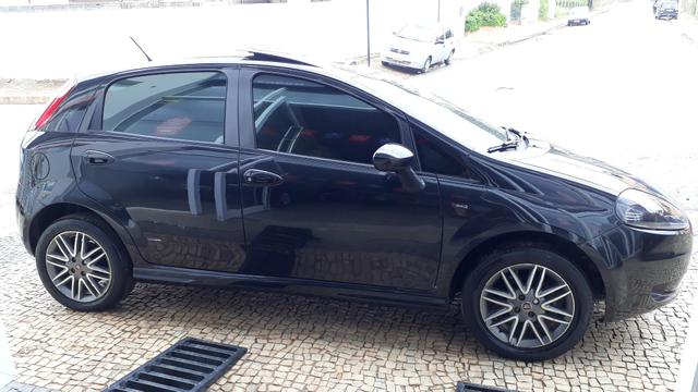 Fiat Punto Sporting 1.8 FLEX 2011 - Foto 6