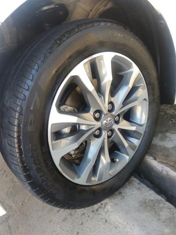 Vendo ou troco em carro de valor ate 30 mil,este corolla gli 2018 com acessorios do xei - Foto 16