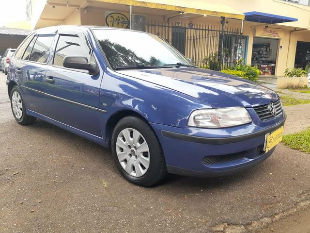 Gol 1.0 4P 2000