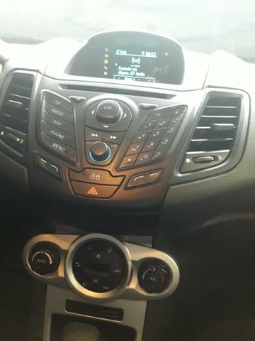 Ford New Fiesta - Foto 7