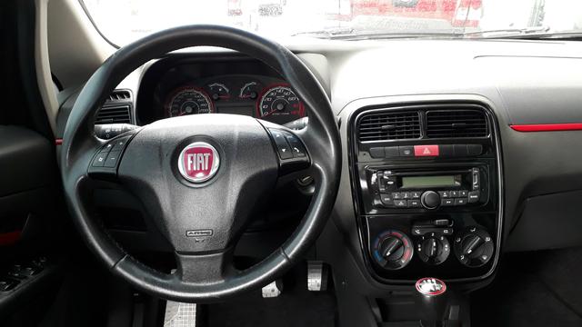 Fiat Punto Sporting 1.8 FLEX 2011 - Foto 19