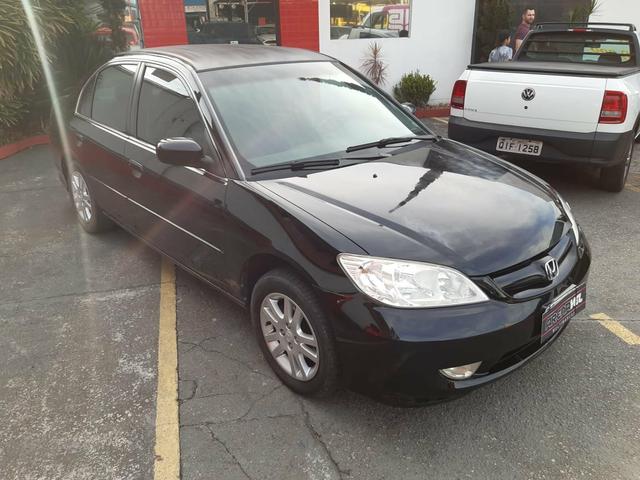 Honda Civic LX 1.7 - 2005 - Foto 2