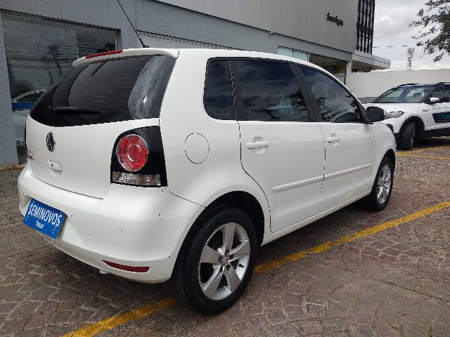 Polo 1.6 completão e super conservado - Foto 6