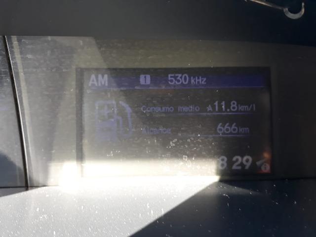 Honda Civic 2012/13 Automático - Manutenção impecável!! pneus novos - Foto 6