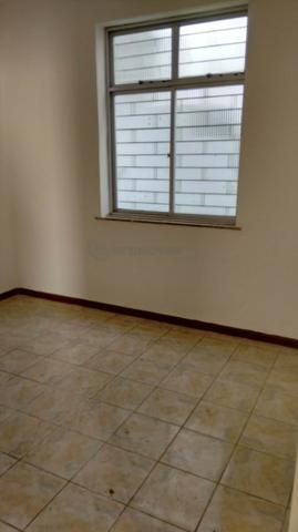Casa 6 Quartos com 3 Garagens à Venda no Iapi ( 682817 ) - Foto 6