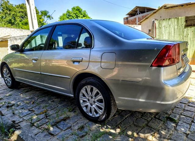 Honda Civic automático muito novo todas revisões feita na Honda (raridade)