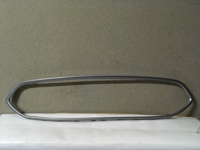 Moldura friso grade Ford Ka - Foto 3
